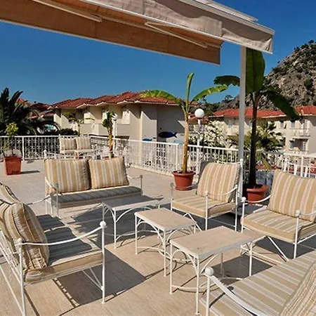 Hotel The Blue Lagoon Deluxe 3*
