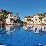The Blue Lagoon Deluxe 3*