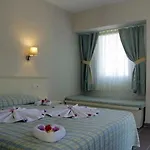 Hotel The Blue Lagoon Deluxe 3*