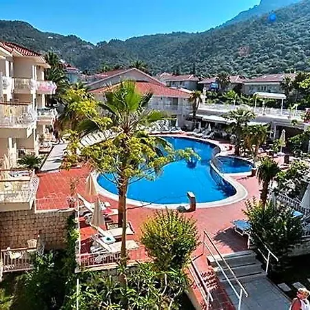 Hotel The Blue Lagoon Deluxe