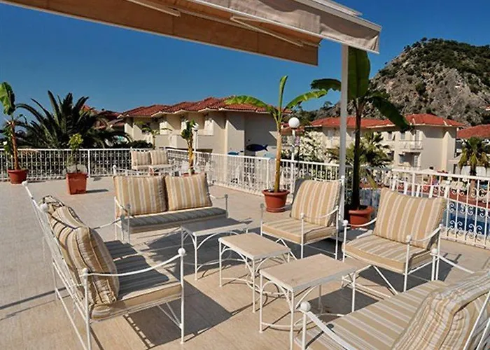 Szálloda The Blue Lagoon Deluxe 3*