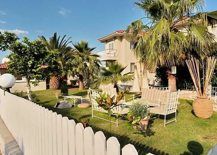 Szálloda The Blue Lagoon Deluxe