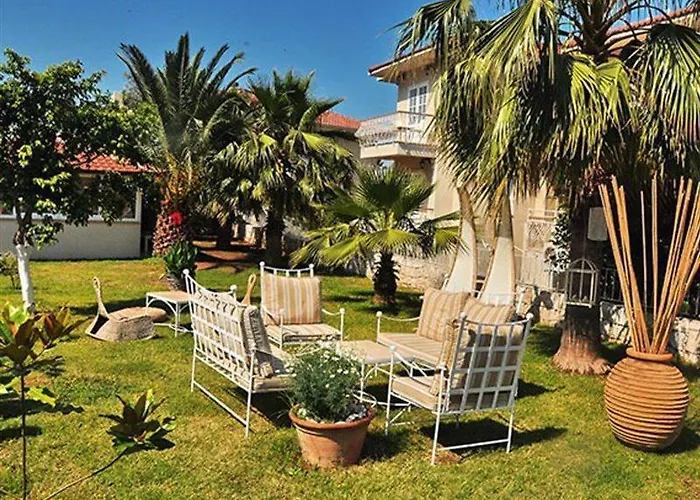 Hotel The Blue Lagoon Deluxe 3*